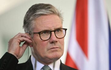Governo Uk Starmer sempre piu in crisi Streeting in campo Burnham attende il via libera 364x230