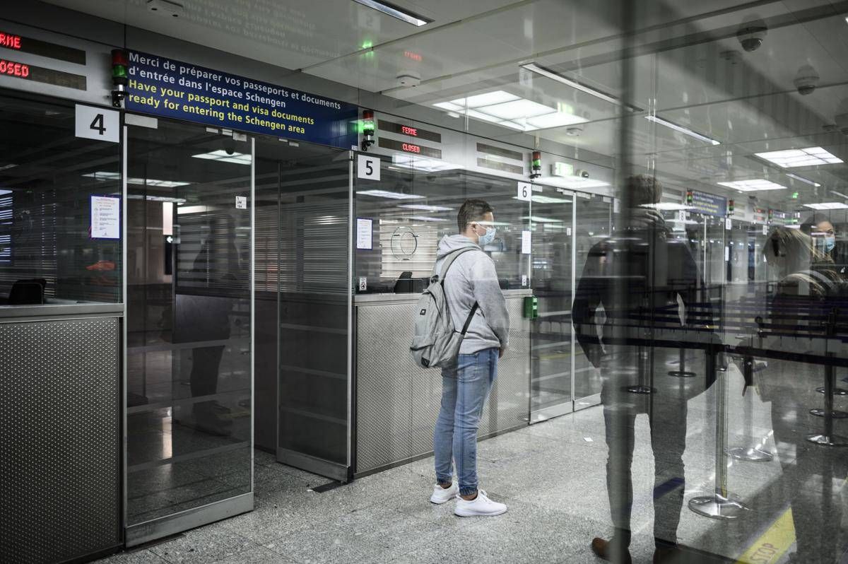 Hantavirus, ministero Salute: attivati protocolli di sorveglianza su 4 passeggeri del volo Klm passati per Roma ﻿