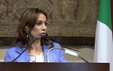 Iannarelli Fdi La pedagogia di Stato vuole spegnere la responsabilita dei genitori 364x230