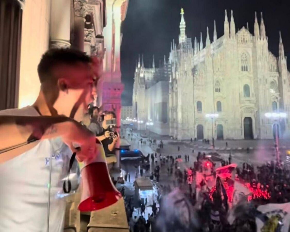 Inter, la lunga notte della festa scudetto: Lautaro e Thuram superstar in Piazza Duomo