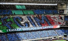 Inter parte la festa scudetto coppa ai nerazzurri poi sfilata con bus scoperto a Milano Diretta 265x160