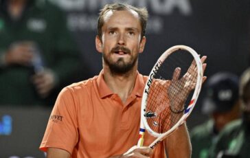 Internazionali Medvedev batte Landaluce e raggiunge Sinner in semifinale 364x230