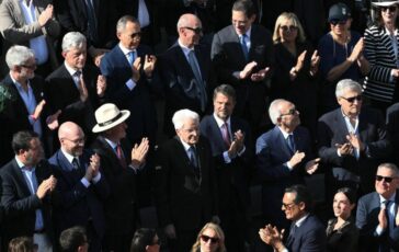 Internazionali da Mattarella a Favino e Panatta tutti i vip per la finale di Sinner 364x230