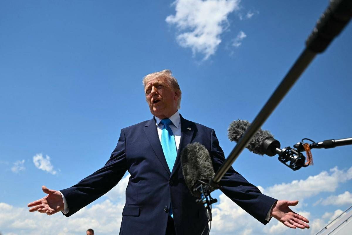 Iran, Trump: "Ho pazienza, aspetto la risposta giusta di Teheran"