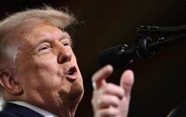 Iran Usa Trump Accordo ad un passo Stretto di Hormuz verra riaperto 364x230