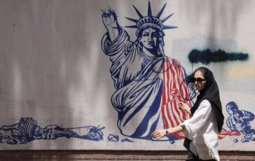 Iran Usa alta tensione nello Stretto di Hormuz. Teheran Violata la tregua 364x230