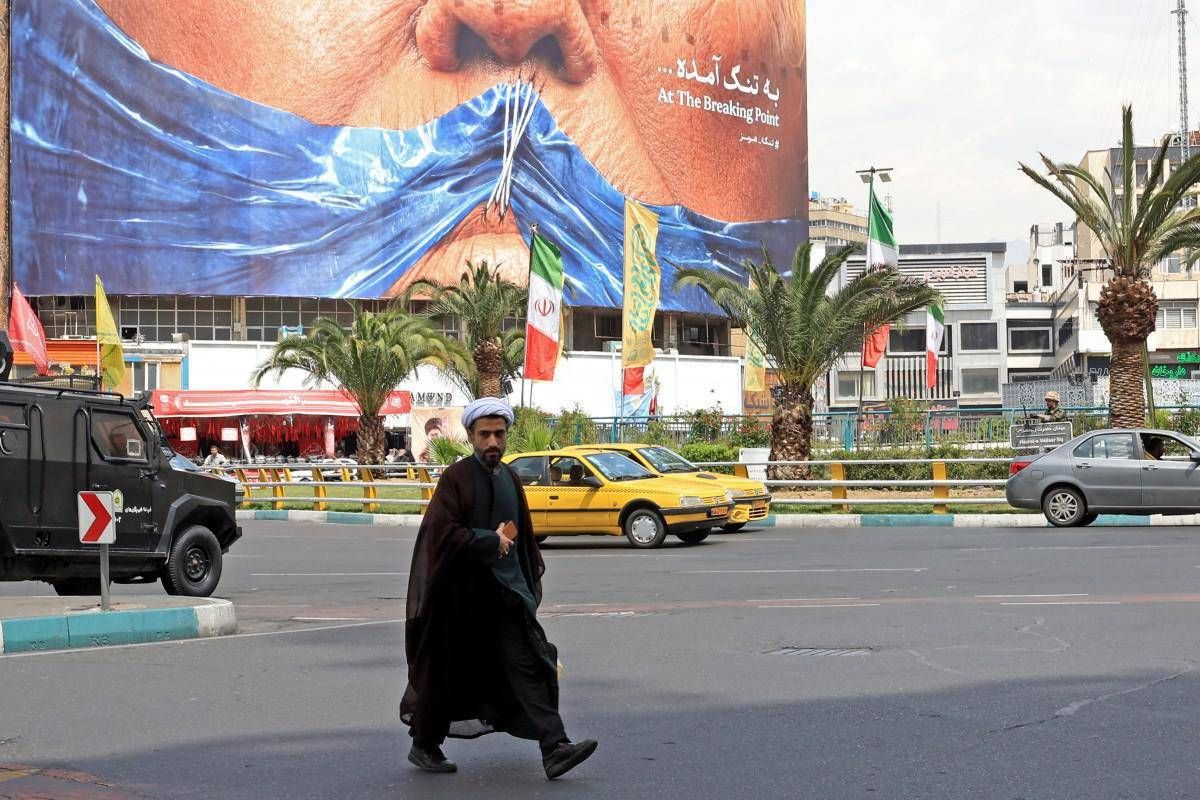 Iran si prepara alla nuova guerra contro Trump, le mosse di Teheran