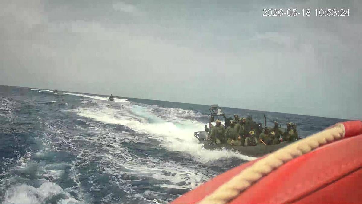 Israele intercetta la Flotilla diretta a Gaza: commando sale a bordo delle imbarcazioni al largo di Cipro