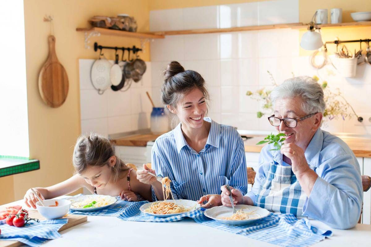 Italiani e longevità, "due italiani su tre sanno cosa fare, ma non si applicano"