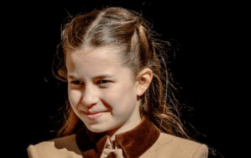 La principessa Charlotte compie 11 anni gli auguri di Kate e William 364x230