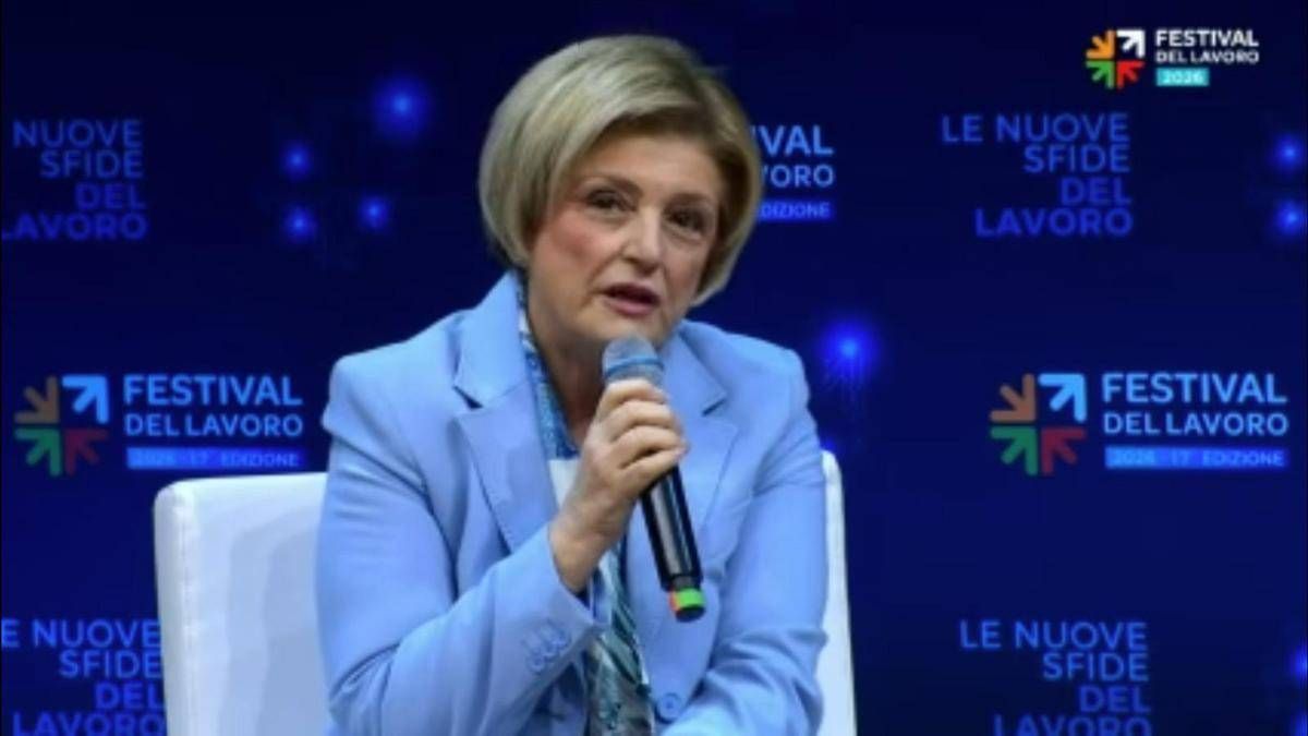 Lavoro, Calderone: "Salario giusto senza limiti a contrattazione"