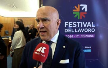 Lavoro De Luca Consulenti Festival pensatoio Paese 364x230