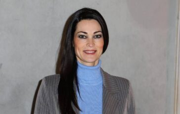 Manuela Arcuri la separazione dal marito Colpa di entrambi ci siamo dati per scontati 364x230