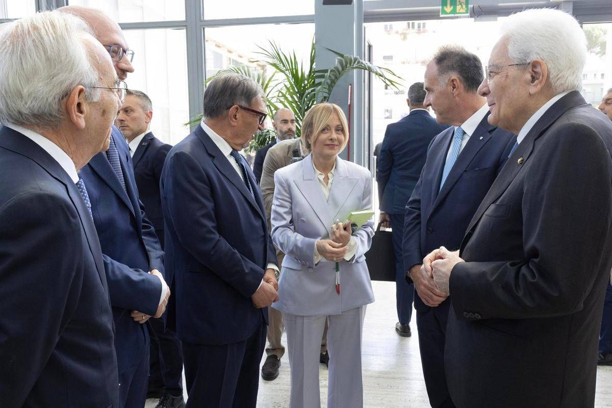 Meloni allassemblea di Confindustria sprint sul nucleare e un patto per cambiare la burocrazia