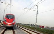 milano bologna ritardi fino a 2 ore sullalta velocita per la presenza di persone sui binari 2