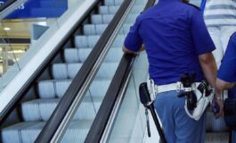 Milano rissa tra 10 persone in stazione Certosa 23enne accoltellato muore nella notte 265x160