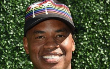 Morto Jason Collins primo giocatore gay a fare coming out in Nba 364x230