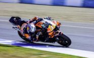 motogp a barcellona acosta in pole davanti a morbidelli lontani bezzecchi e bagnaia 2