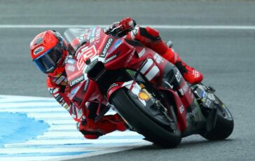MotoGp caduta e frattura a piede per Marquez sara operato 364x230