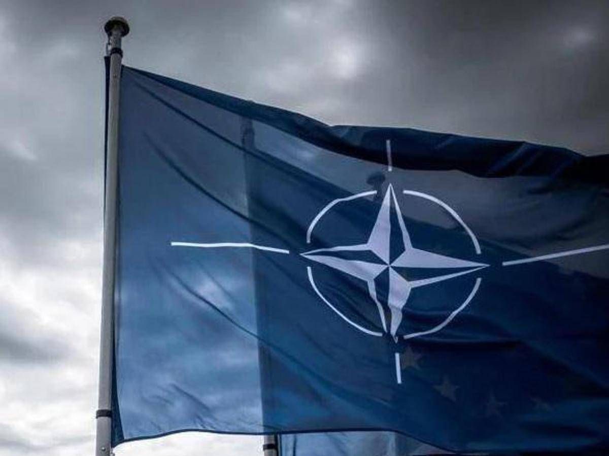 Nato, l'ex generale Pavel: "Alleanza mostri i denti alla Russia, abbattere chi viola spazio aereo"