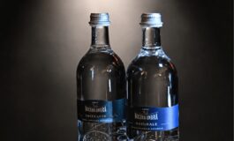 Nuova bottiglia in vetro top label e Premio culturale parte il rilancio di Acqua Nocera Umbra 265x160