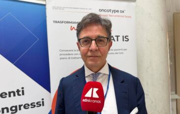 Oncologo De Laurentiis Test genomici per cure personalizzate in cancro seno 364x230