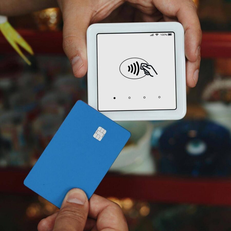 Pagamenti, SumUp in partnership con Bancomat per accettare tutte le carte di debito