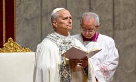 Pape&nbsp;: L’Église dénonce le mal sous toutes ses formes. Ses paroles après la nouvelle attaque de Trump. 265x160