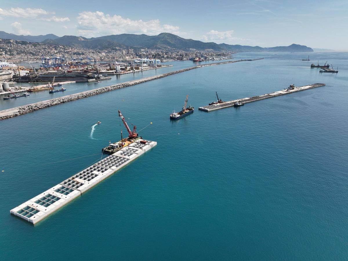 Porti: Webuild, nuova diga foranea di Genova, affondato il 22° cassone