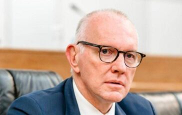Renzo Testolin decaduto presidente della regione Valle dAosta Union Valdotaine convoca Comitato federale 364x230