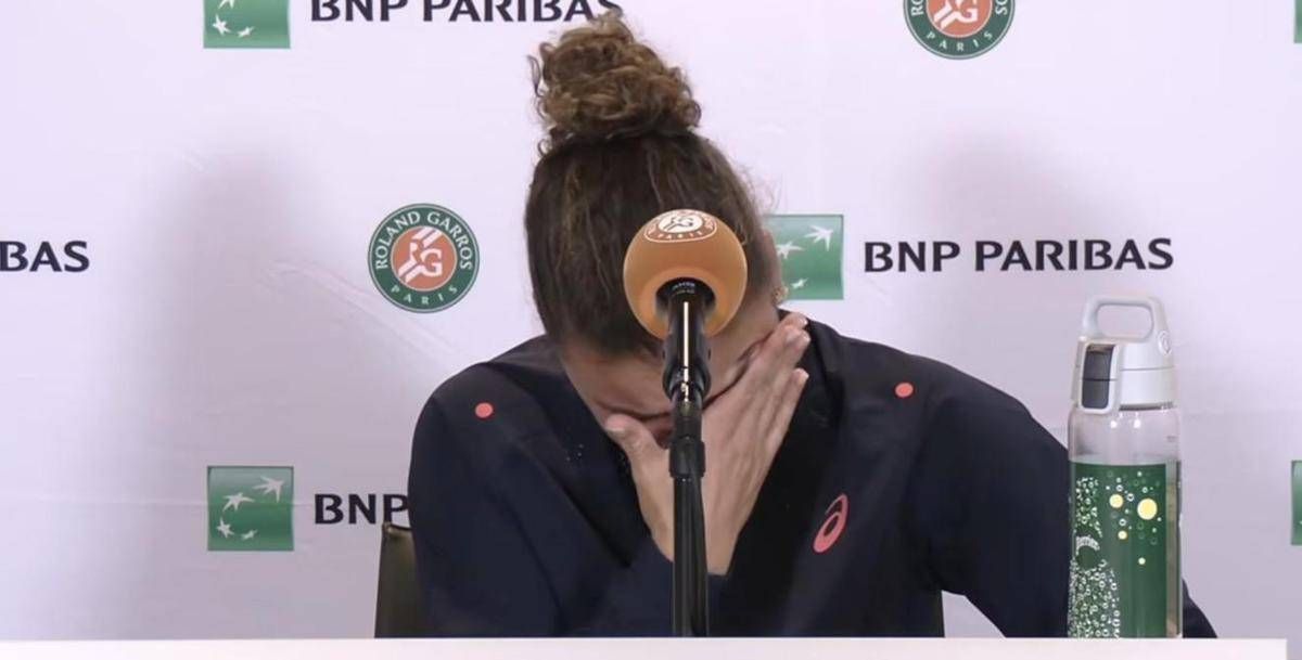 Roland Garros, Paolini perde e scoppia a piangere: "Difficile da accettare"