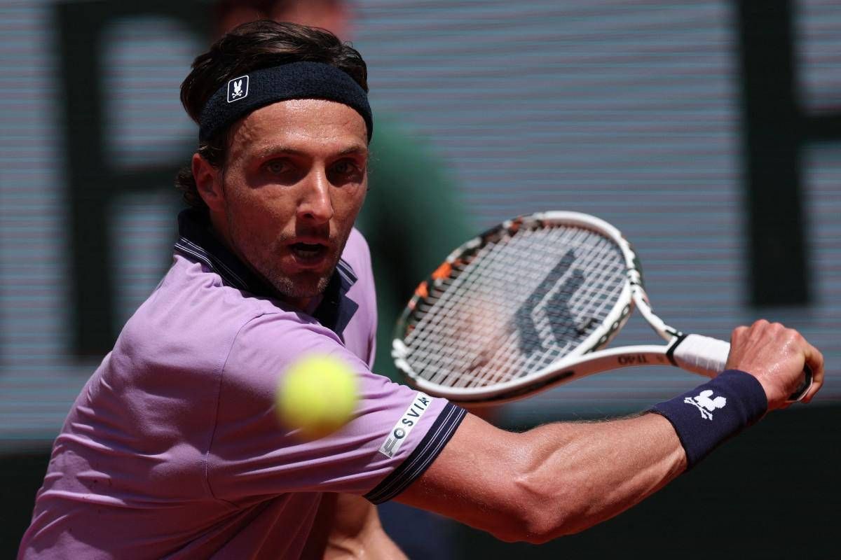 Roland Garros, furia Rinderknech con Berrettini: distrugge la racchetta