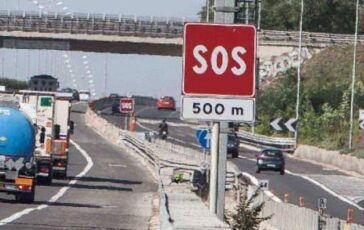 Roma scontro auto moto sul Gra due feriti 364x230