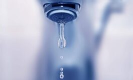 Salute lesperto Bere acqua fa bene anche ai denti e al sorriso 265x160