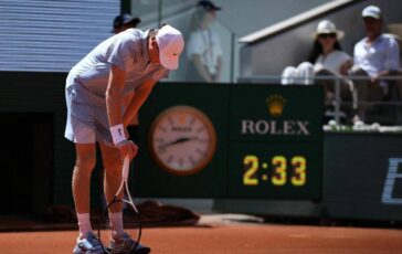 Sinner eliminato a Roland Garros non allunga su Alcaraz come cambia il ranking 364x230