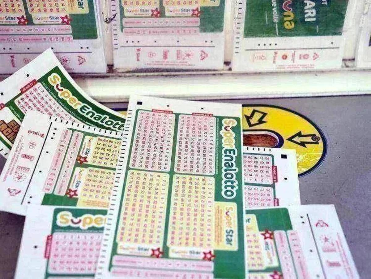 Superenalotto, numeri combinazione vincente di oggi 5 maggio