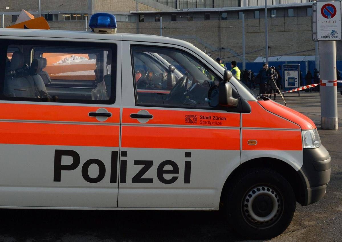 Svizzera, accoltella tre persone gridando 'Allah Akbar': arrestato