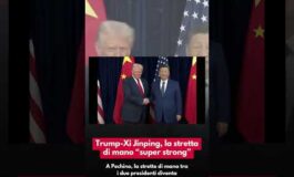 Trump Xi Jinping la stretta di mano super strong 265x160