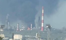Ucraina Russia Kiev attacca le raffinerie di Mosca droni su Syzran 265x160