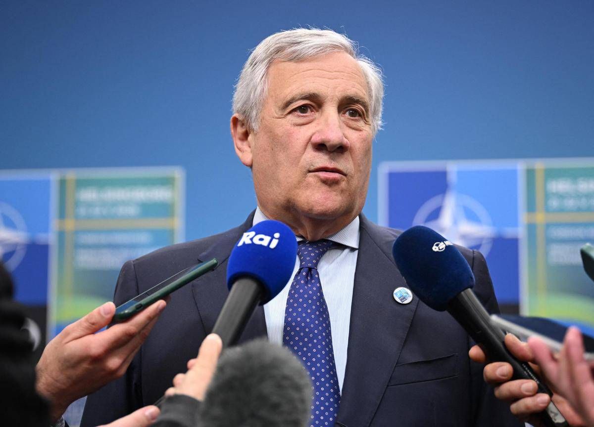 Ucraina Tajani Governo e favorevole ad adesione Ue
