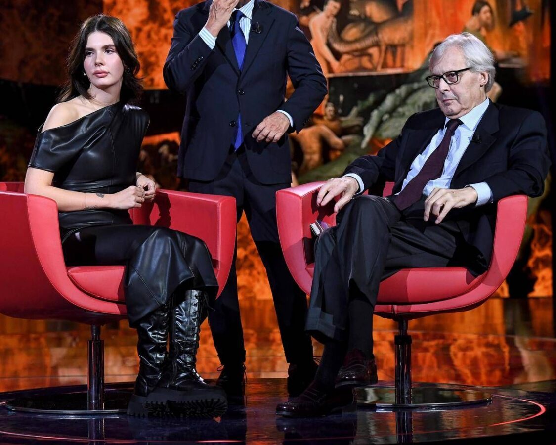 Vittorio Sgarbi, la figlia Evelina: "Viene portato in giro come un involucro vuoto"