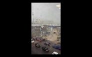 zaia ecco il tornado che porta via il tetto di alcuni capannoni 2
