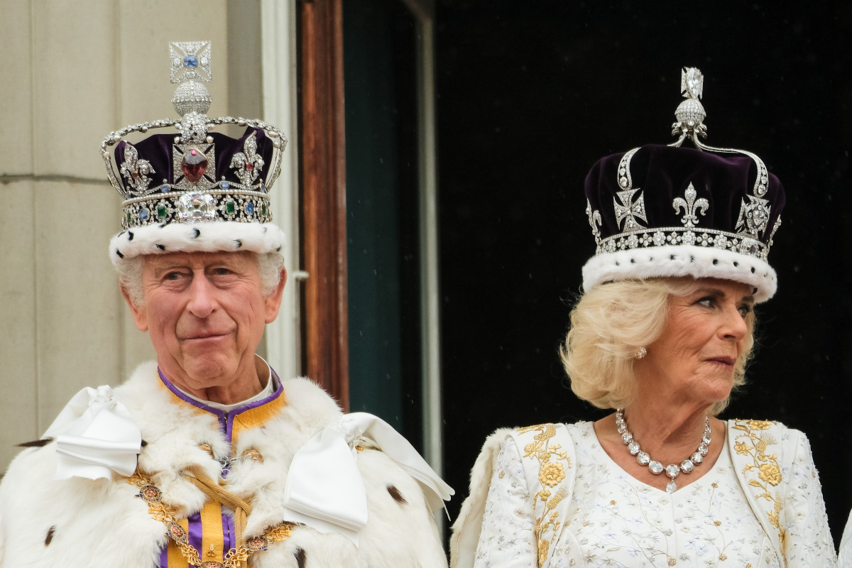 https://static.adhubmedia.com/notizie_it/wp-content/uploads/2026/05/e-morto-re-carlo-iii-poi-la-smentita-il-clamoroso-errore-di-una-radio-inglese-90fd3aac.jpg