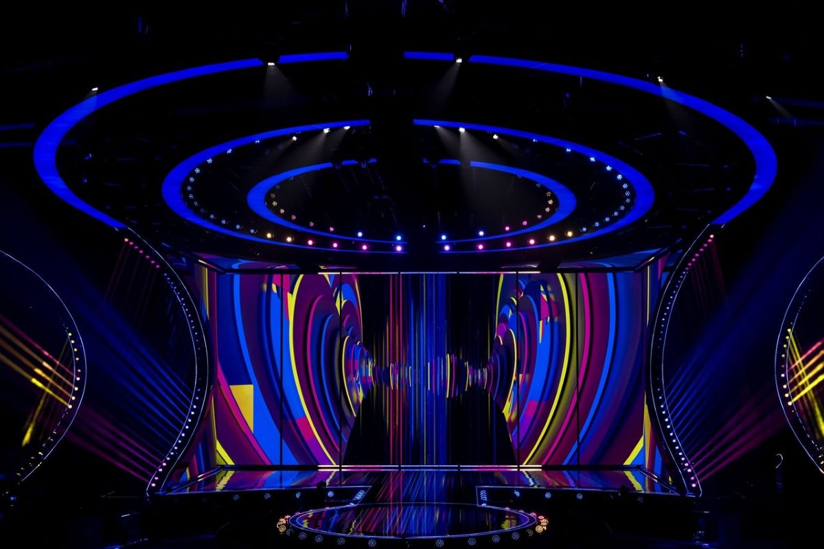 Eurovision 2026, Sal Da Vinci sorprende ancora: Francesca Tocca in abito da sposa sul palco