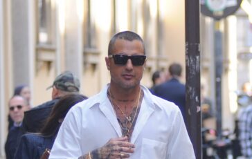 001-re-paparazzi-premier-faccia-faccia-grande-importanza