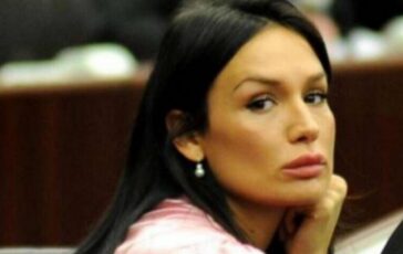 Nicole Minetti: il mistero della denuncia che non si trova