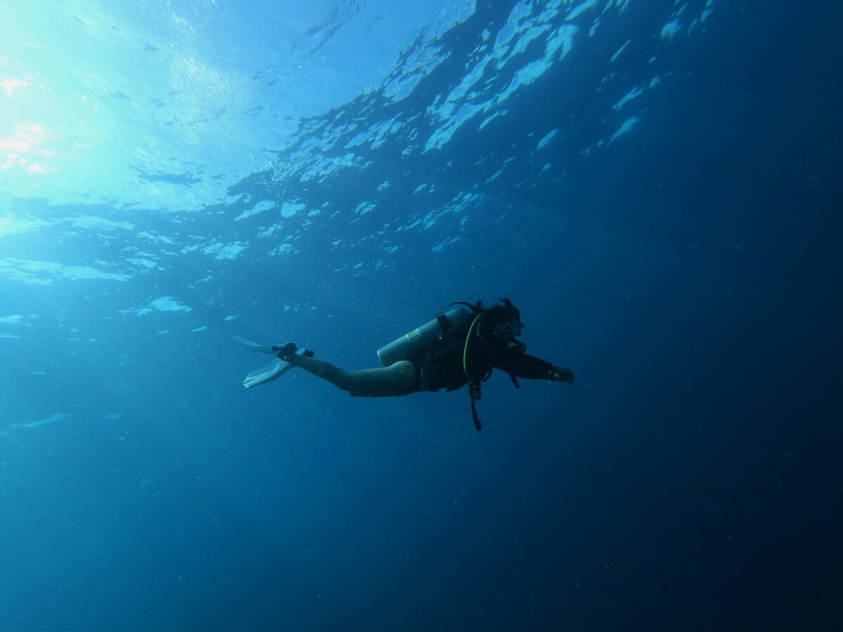 https://static.adhubmedia.com/notizie_it/wp-content/uploads/2026/05/italiani-morti-alle-maldive-i-sub-nella-grotta-senza-le-torce-2edb7811.jpg