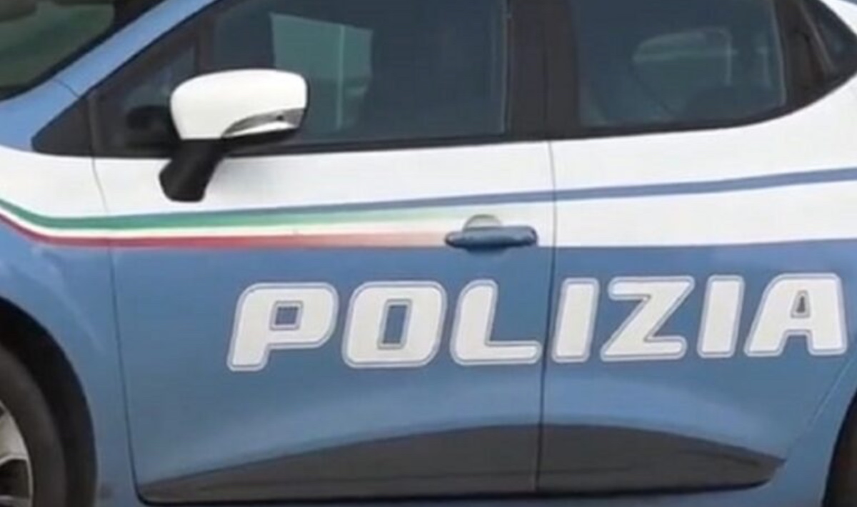 https://static.adhubmedia.com/notizie_it/wp-content/uploads/2026/05/paura-a-termini-tentata-rapina-con-morsi-ad-un-orecchio-e-alla-spalla-cosa-e-suc-0fa2d5fa.jpg
