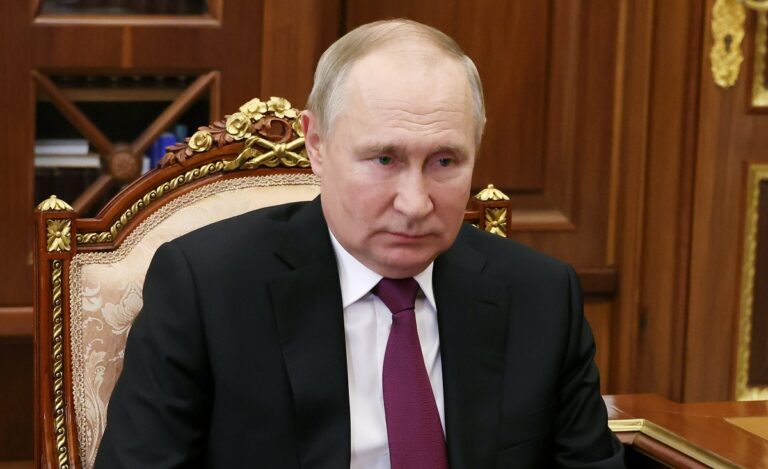 putin attacca nato