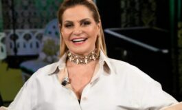 001-conduttrice-televisiva-articolista-sottotraccia